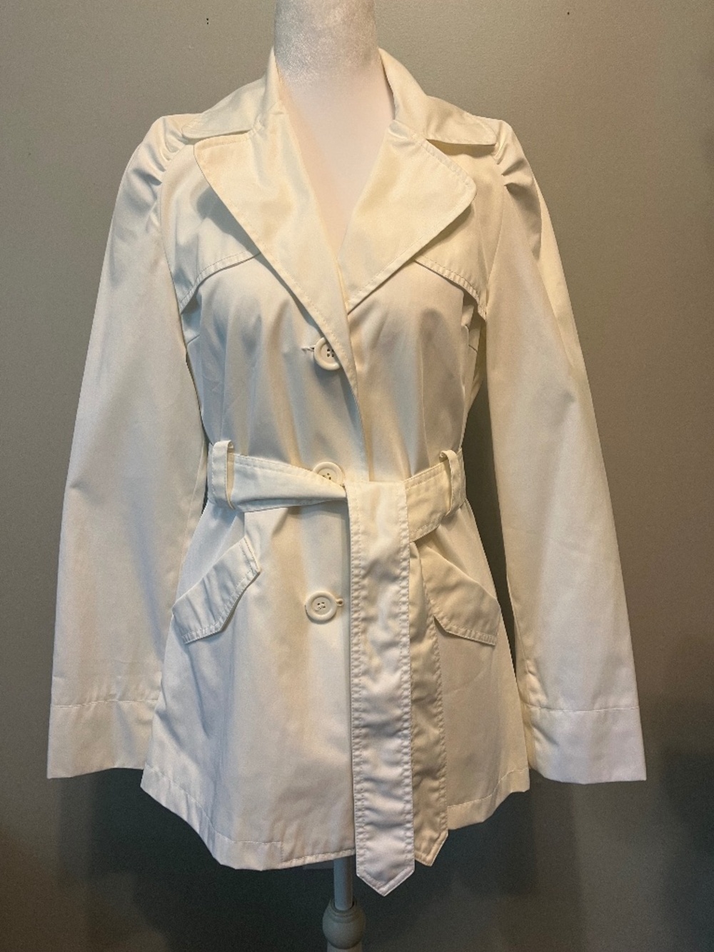 Colebrook Classics White Trench Raincoat Sz S Belted Rain Jacket